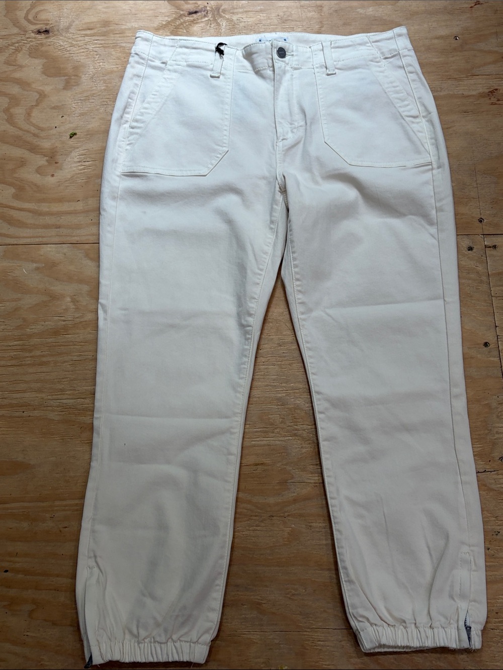 PAIGE Mayslie Jogger Quartz Sand Size 31 NWT Utility Cargo Pants